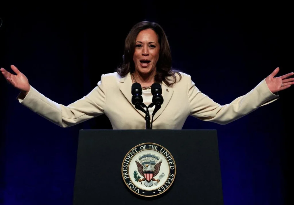 Kamala Harris: La Principal Candidata Demócrata para Sustituir a Biden y Enfrentar a Trump